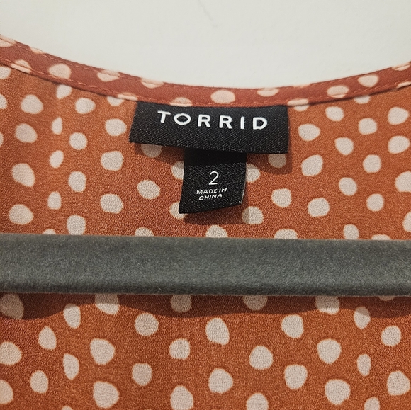 Torrid Spottes Long Sleeve Button Up Blouse, Size 2, Orange And Cream - Picture 4 of 5